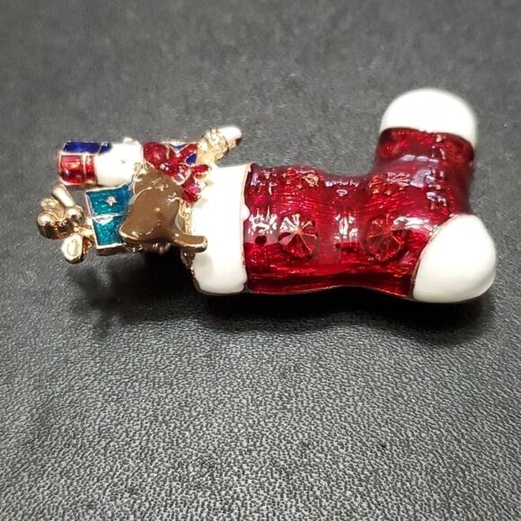 Monet gold tone red enamel stocking brooch - Picture 5 of 7